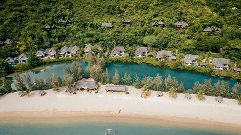 L'ALya NINH VÂN BAY