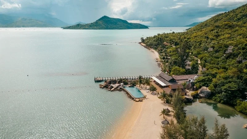L'ALya NINH VÂN BAY